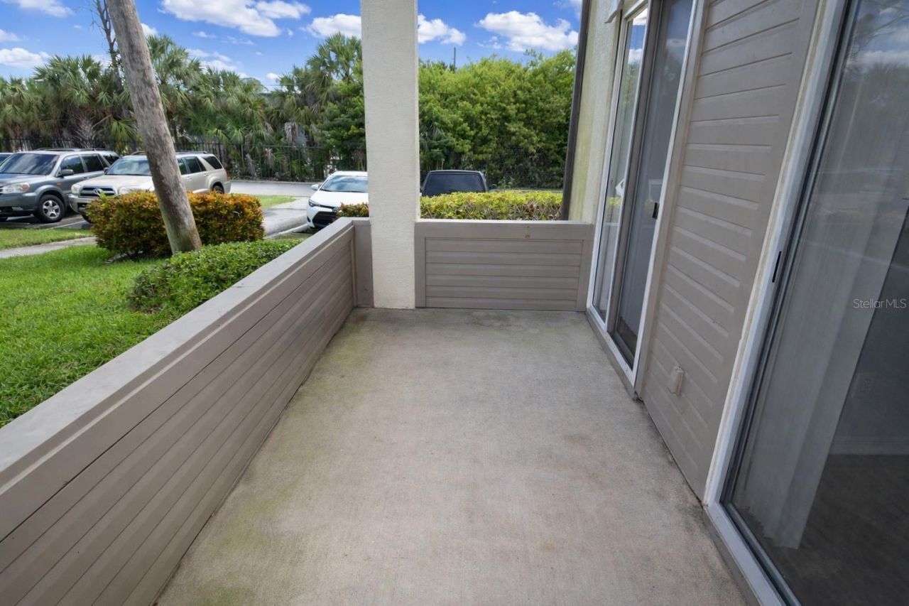 10263 Gandy Boulevard N, Unit 305, Saint Petersburg, FL 33702 Photo