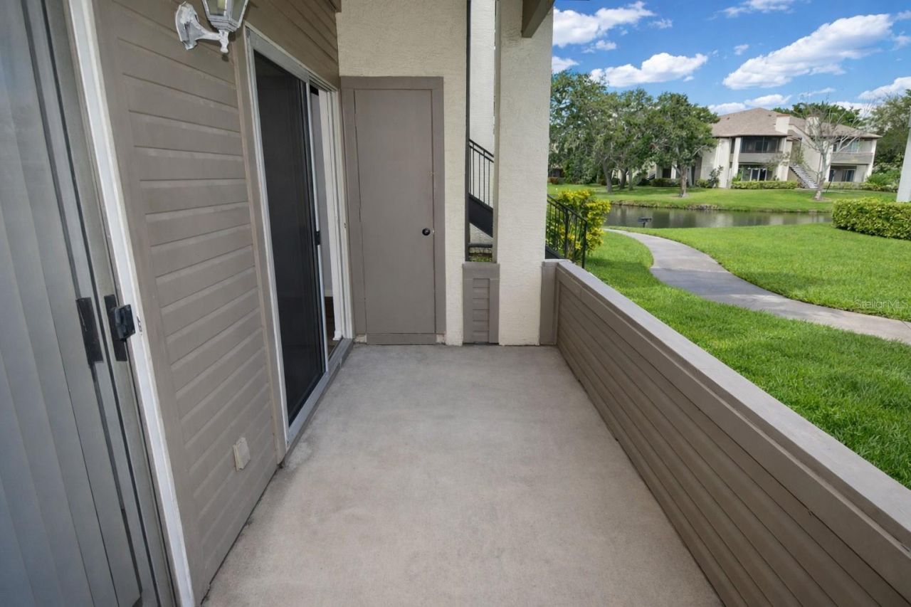 10263 Gandy Boulevard N, Unit 305, Saint Petersburg, FL 33702 Photo