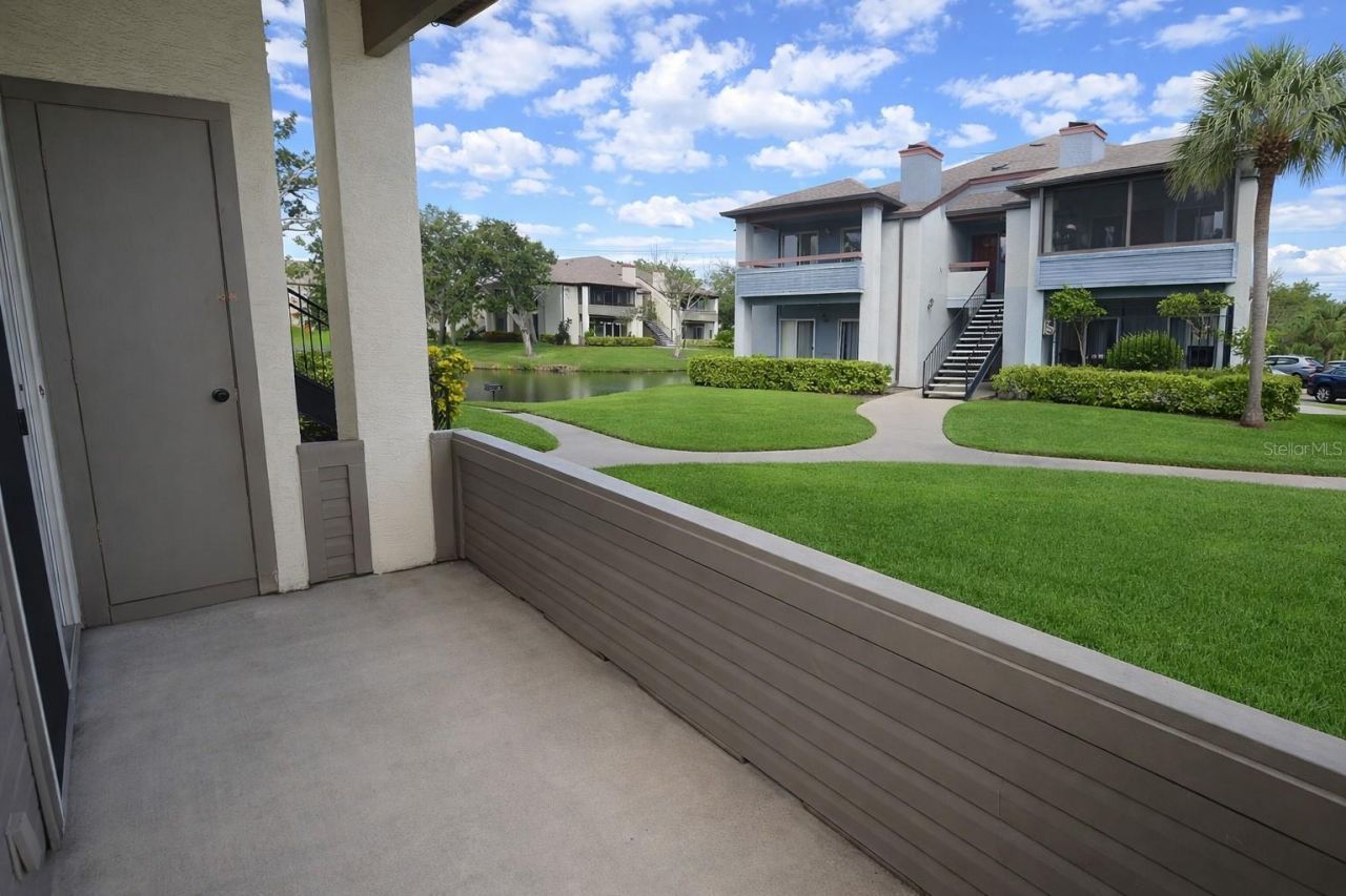 10263 Gandy Boulevard N, Unit 305, Saint Petersburg, FL 33702 Photo