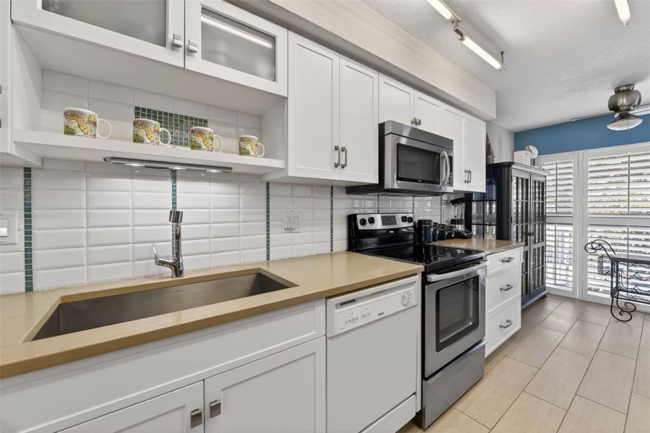 5655 Gulf Of Mexico Drive , Unit D107, Longboat Key, FL 34228 Photo