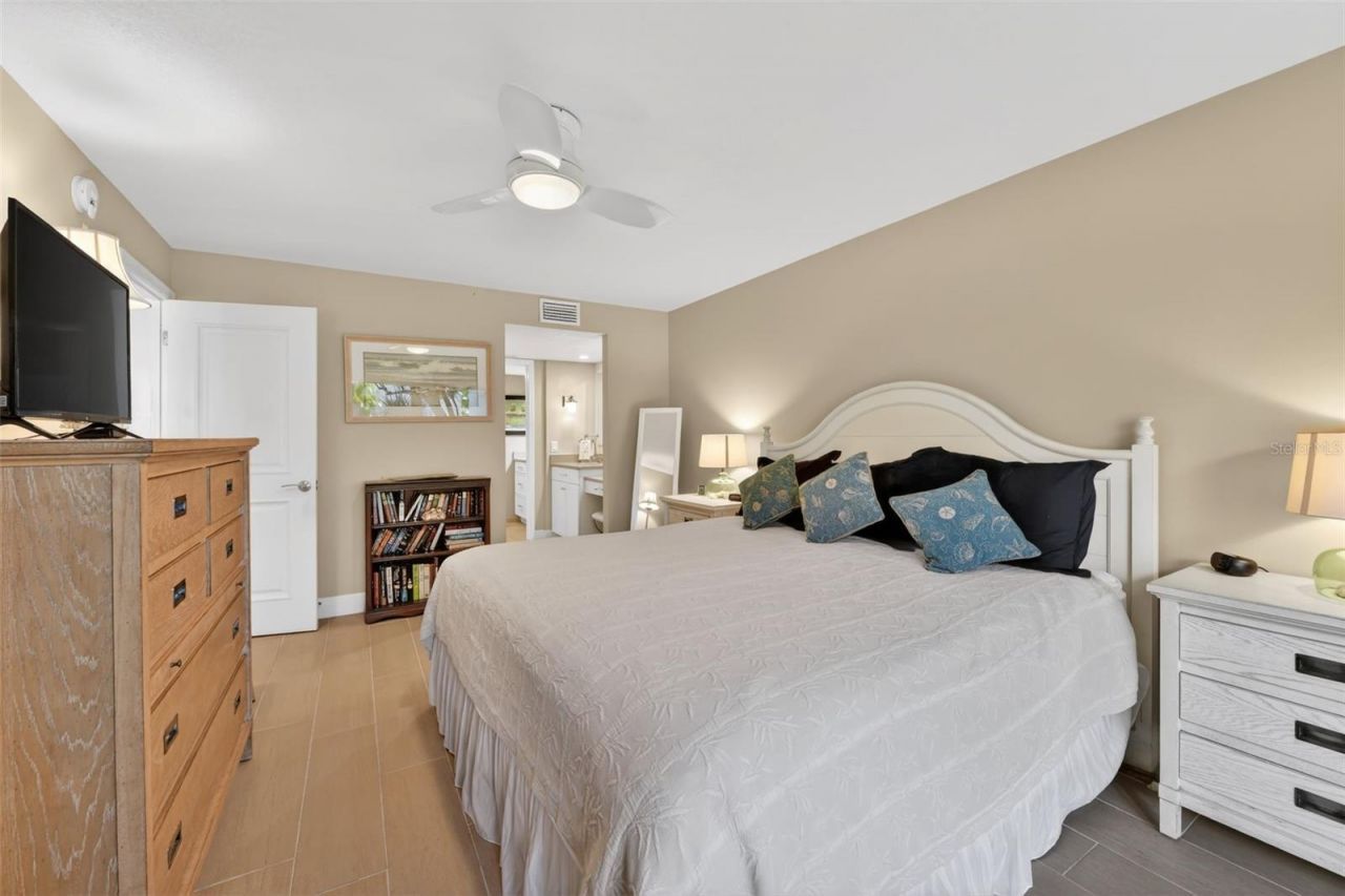 5655 Gulf Of Mexico Drive , Unit D107, Longboat Key, FL 34228 Photo