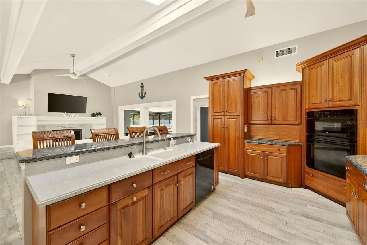 1725 Long Bow Lane, Clearwater, FL 33764 Photo