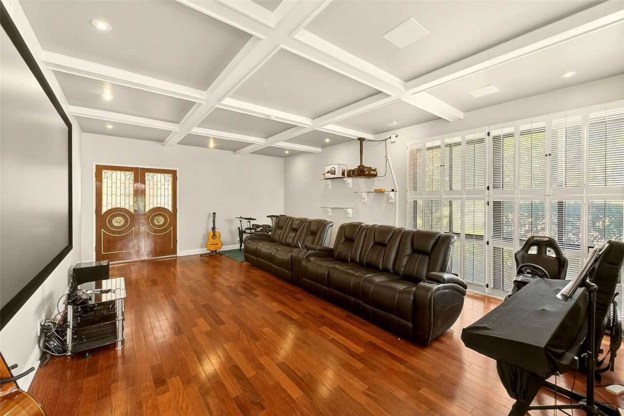 1725 Long Bow Lane, Clearwater, FL 33764 Photo