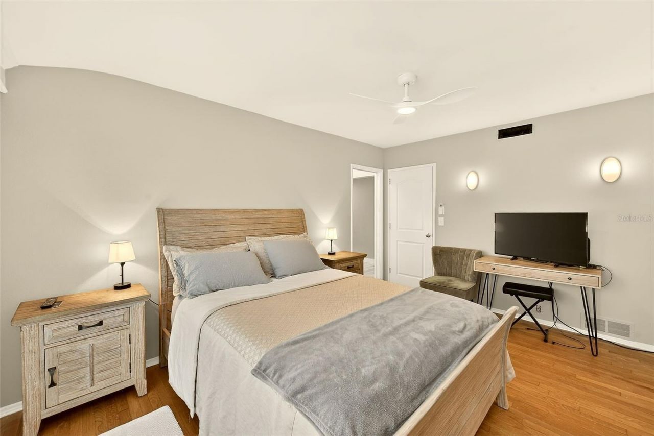 1725 Long Bow Lane, Clearwater, FL 33764 Photo