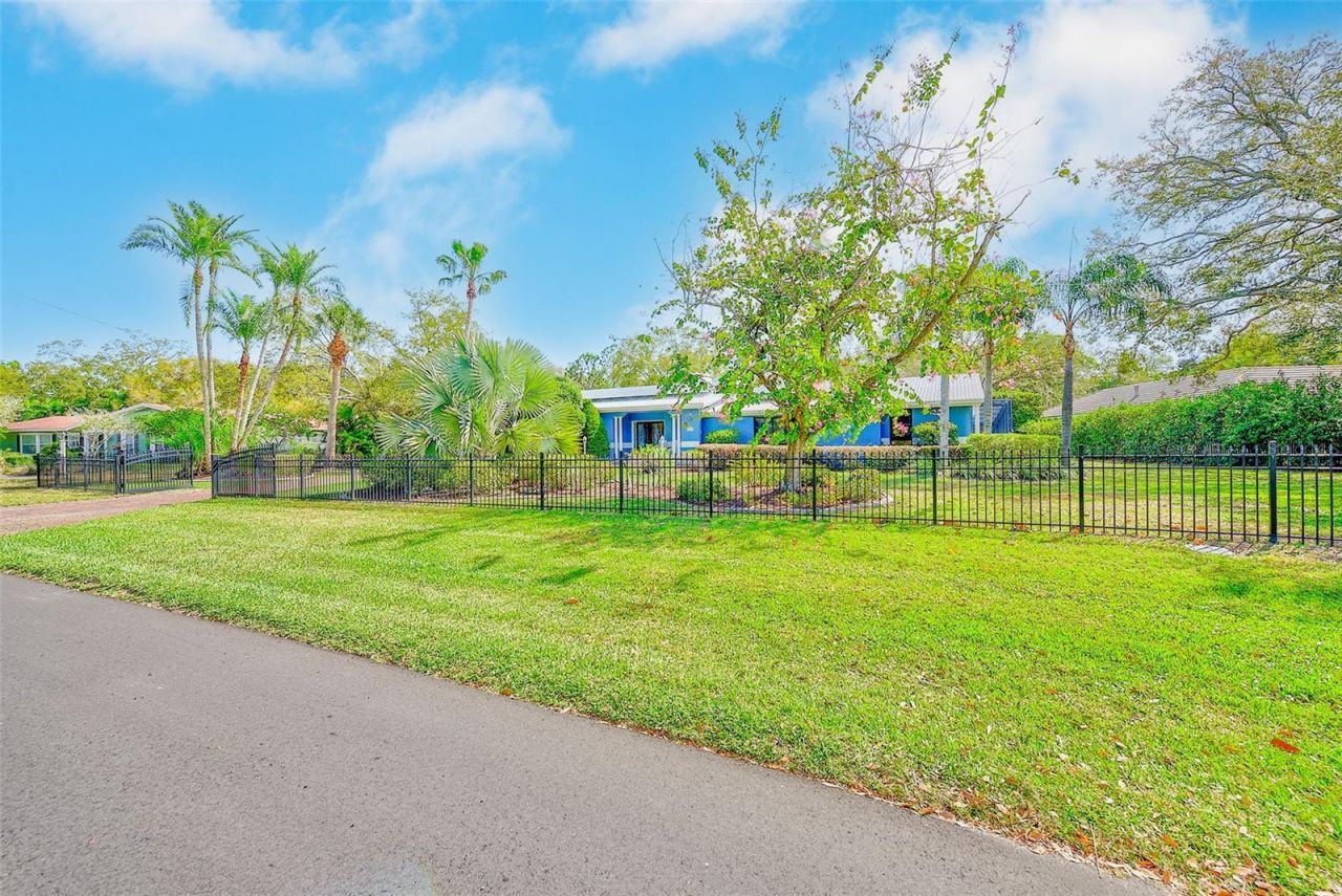 1725 Long Bow Lane, Clearwater, FL 33764 Photo