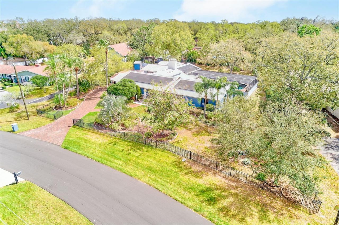 1725 Long Bow Lane, Clearwater, FL 33764 Photo