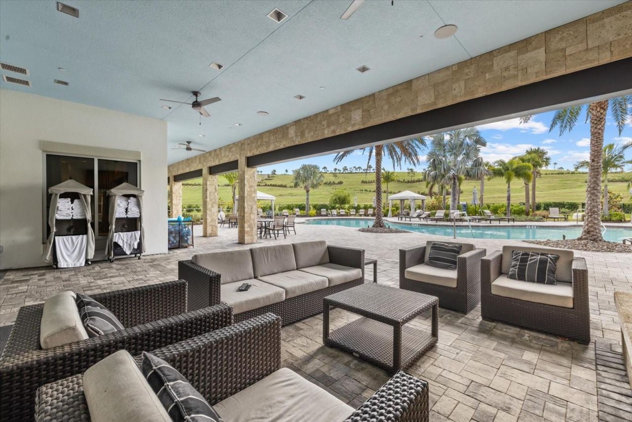 6065 Mesa Gln, Bradenton, FL 34203 Photo