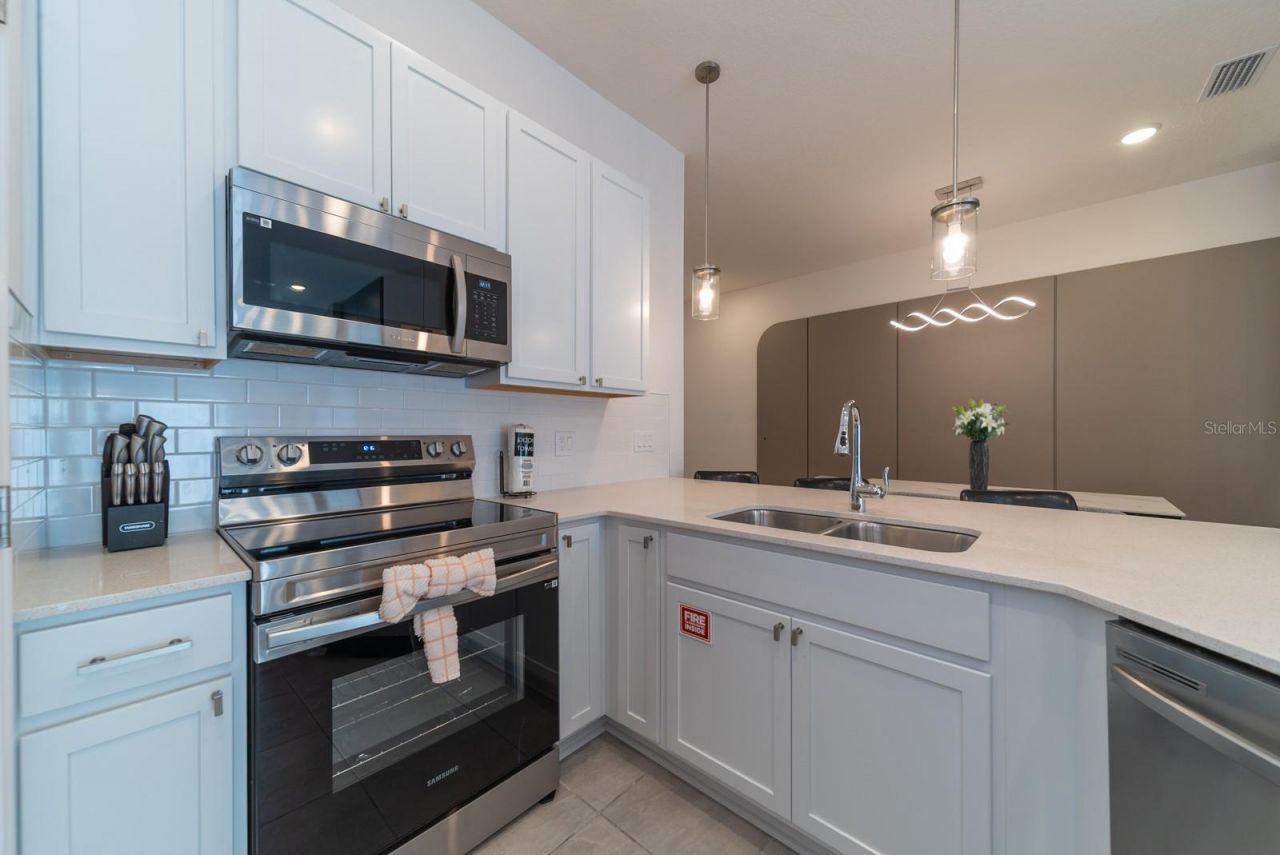 10364 Ebb Tide Lane, Orlando, FL 32821 Photo