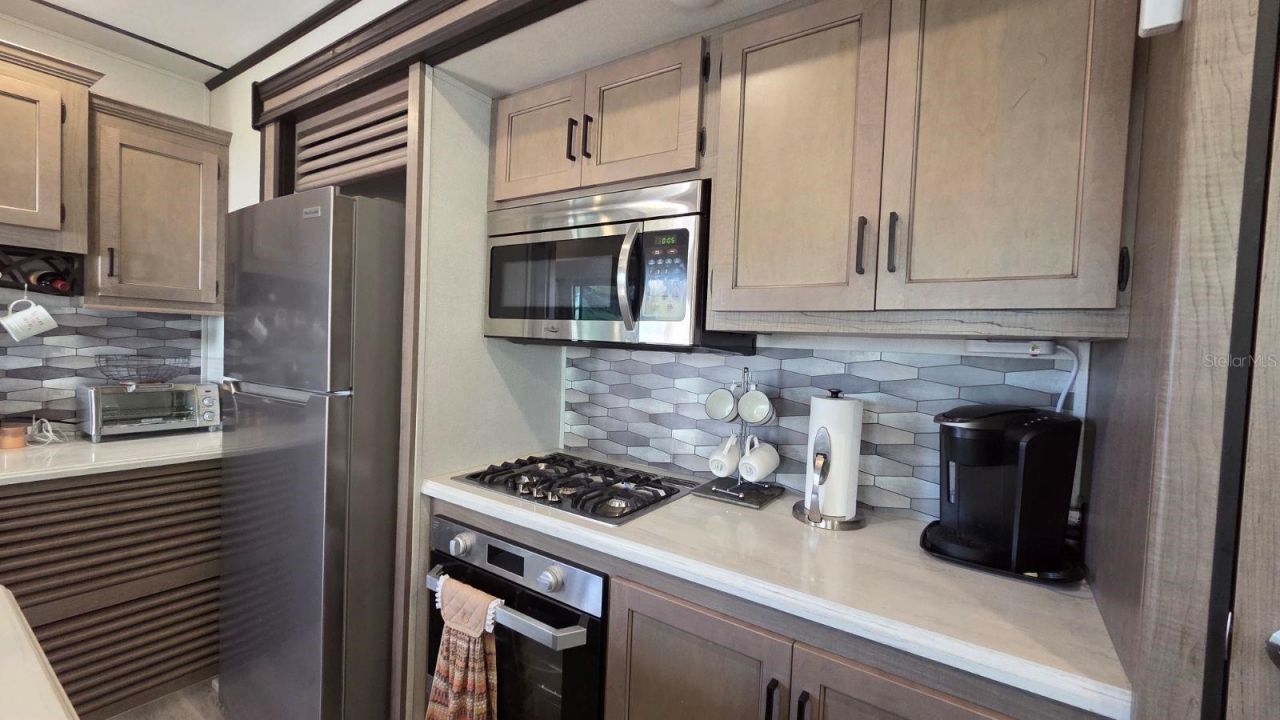 431 Waterway Drive , River Ranch, FL 33867 Photo