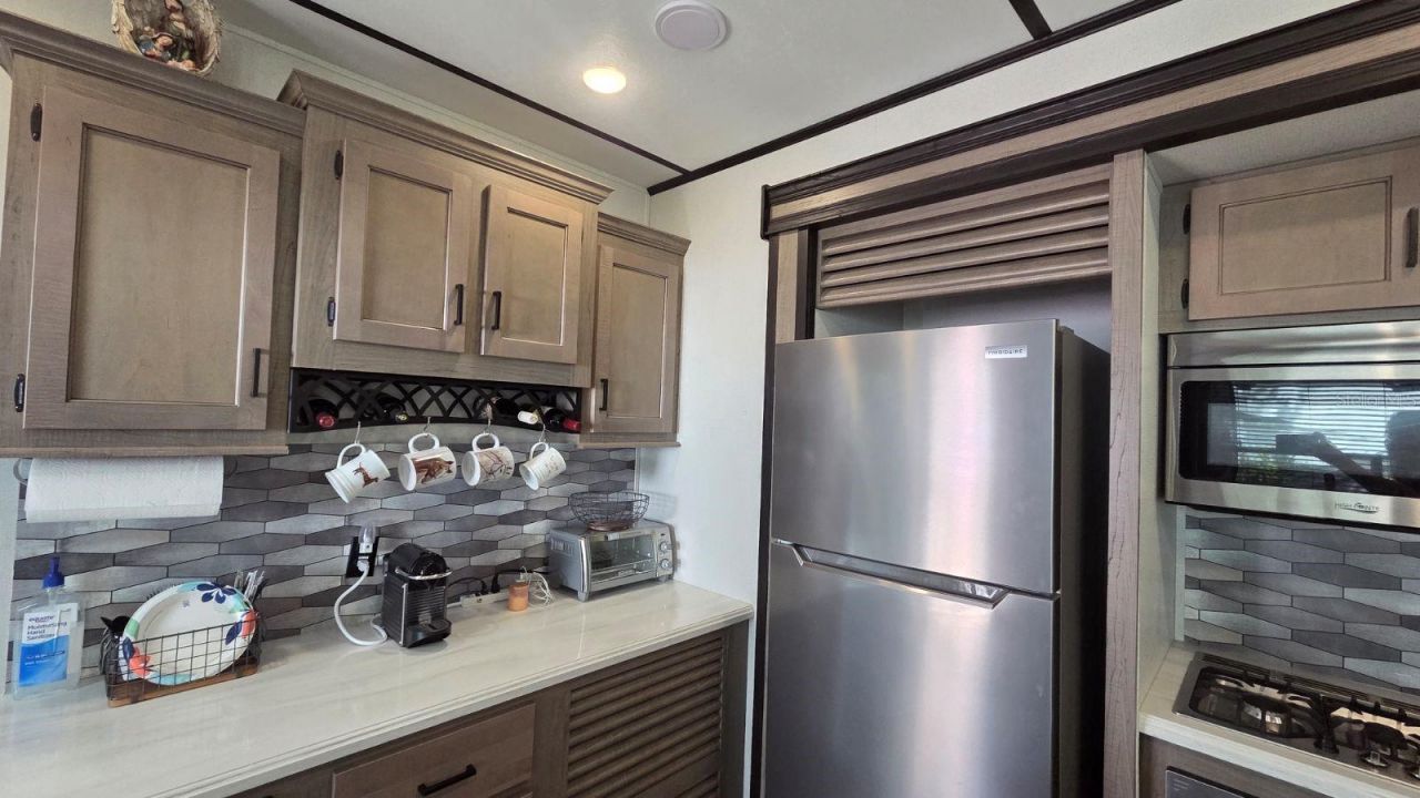 431 Waterway Drive , River Ranch, FL 33867 Photo