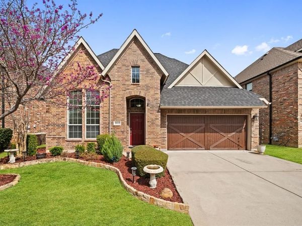 1612 Lake Eden Drive, Euless, TX 76039