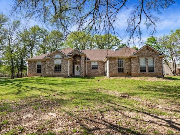 10610 County Road 3605 , Quinlan, TX 75474