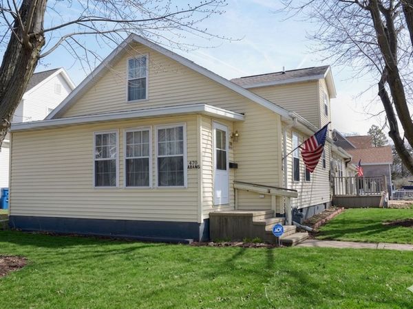 420 Adams Street, Ottawa, IL 61350