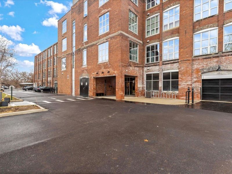 448 W Nationwide Boulevard , Unit 404, Columbus, OH 43215 Photo 2