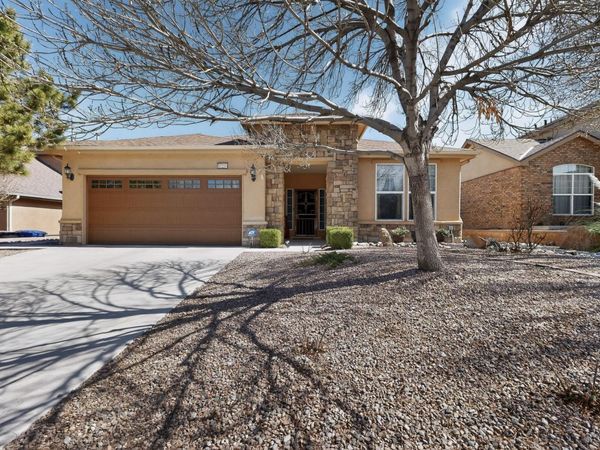 10200 Avenida Vista Sol NW, Albuquerque, NM 87114