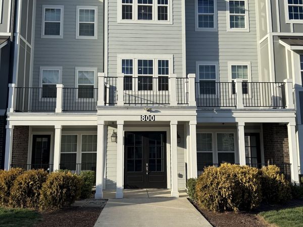 800 Vintage Green Ln, Unit 302, Franklin, TN 37064