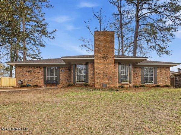 464 Robert Michael Drive, Pearl, MS 39208