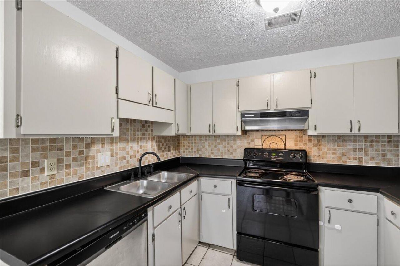 6280 Rolling Fork Road Photo 10