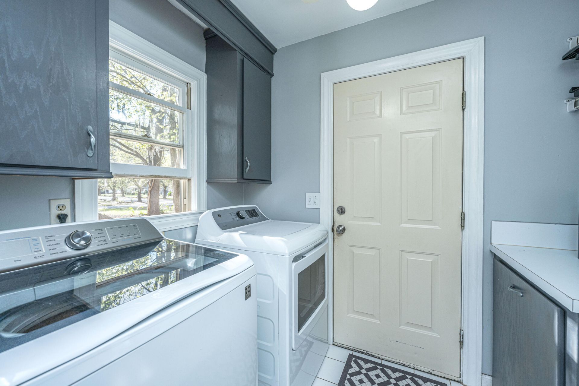 2206 Hunter Creek Drive Photo 17