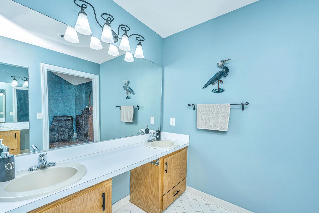 2206 Hunter Creek Drive Photo 23