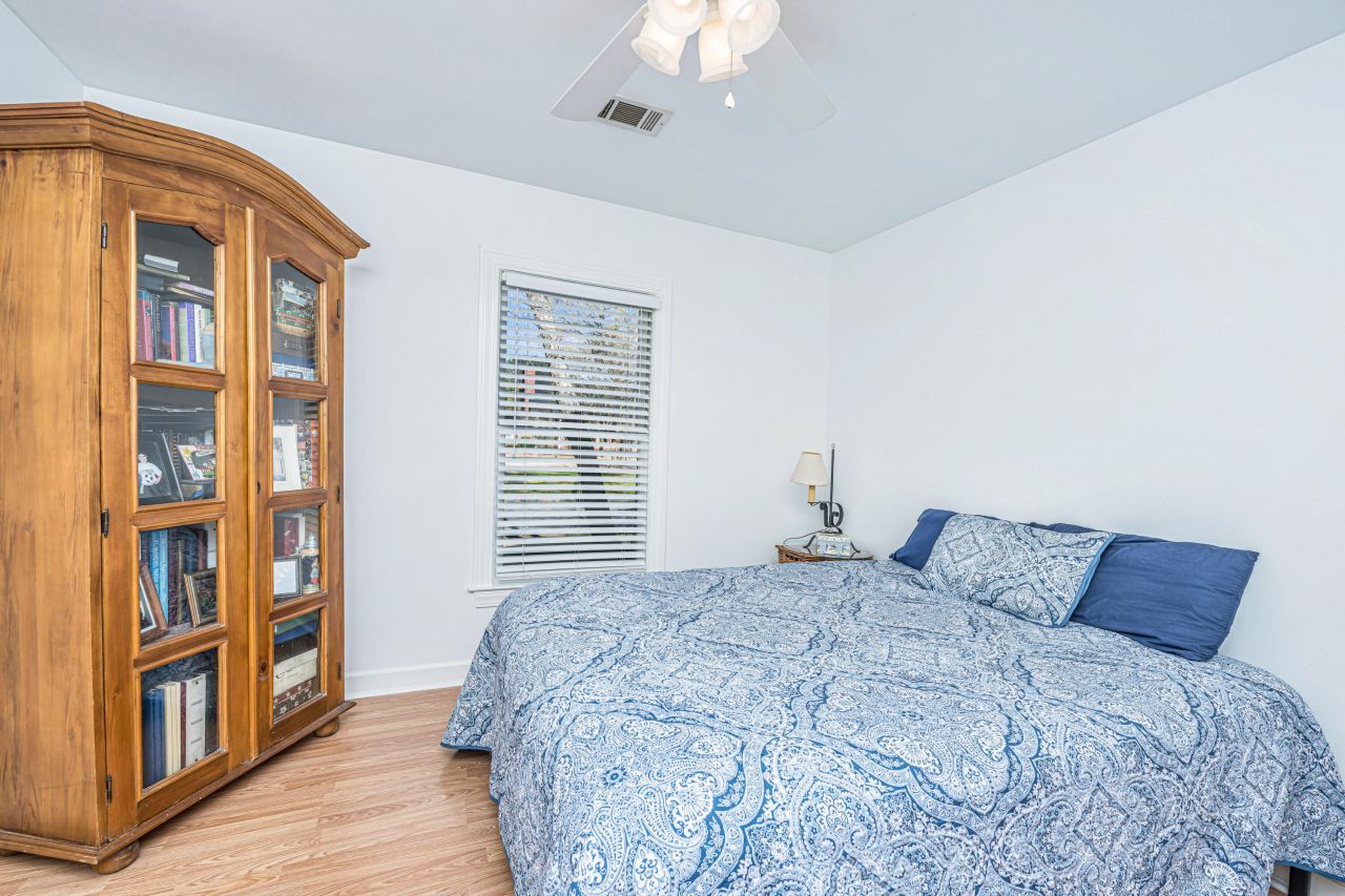 2206 Hunter Creek Drive Photo 26