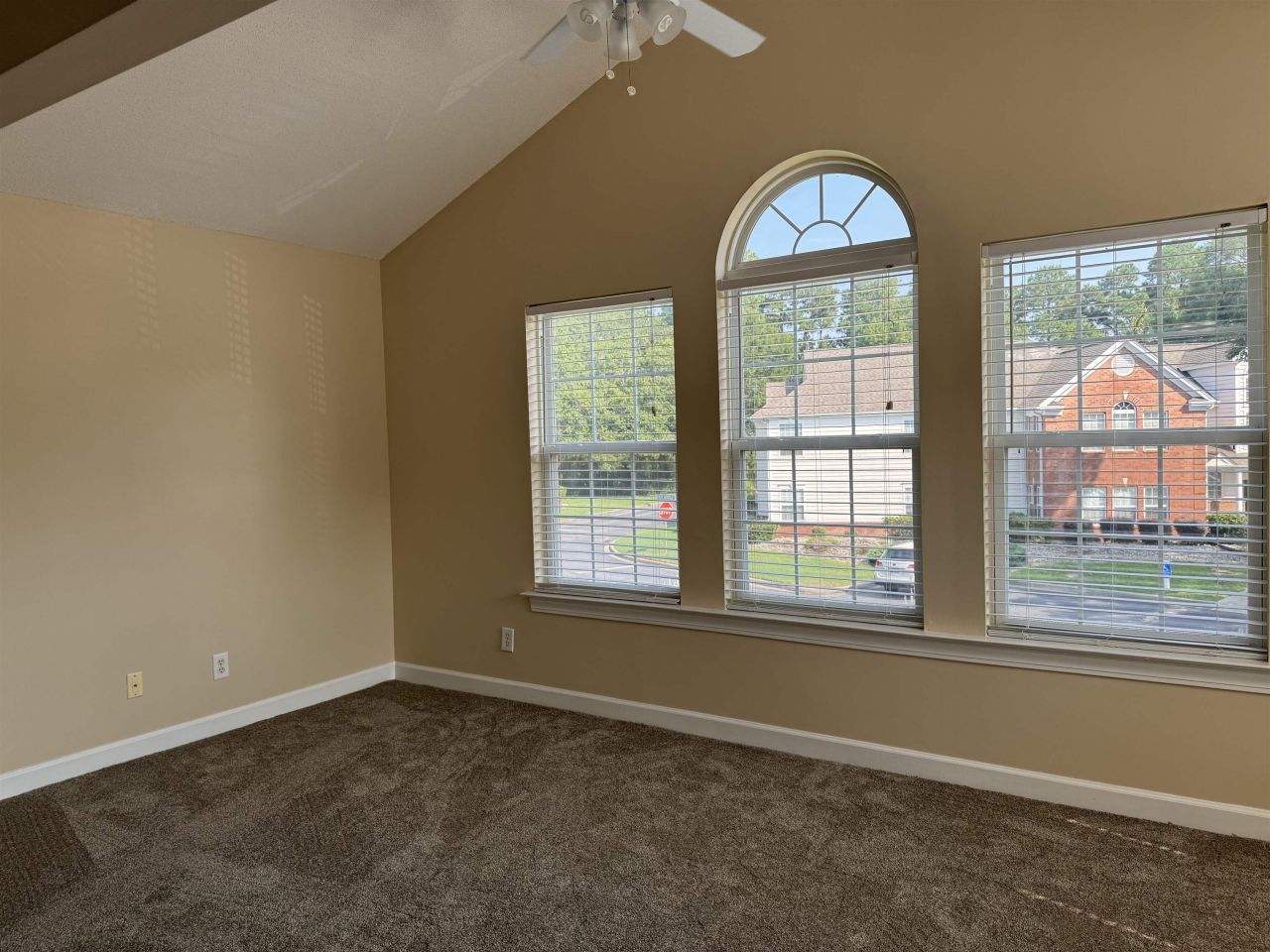 4375 Crepe Myrtle Ct. Photo 11