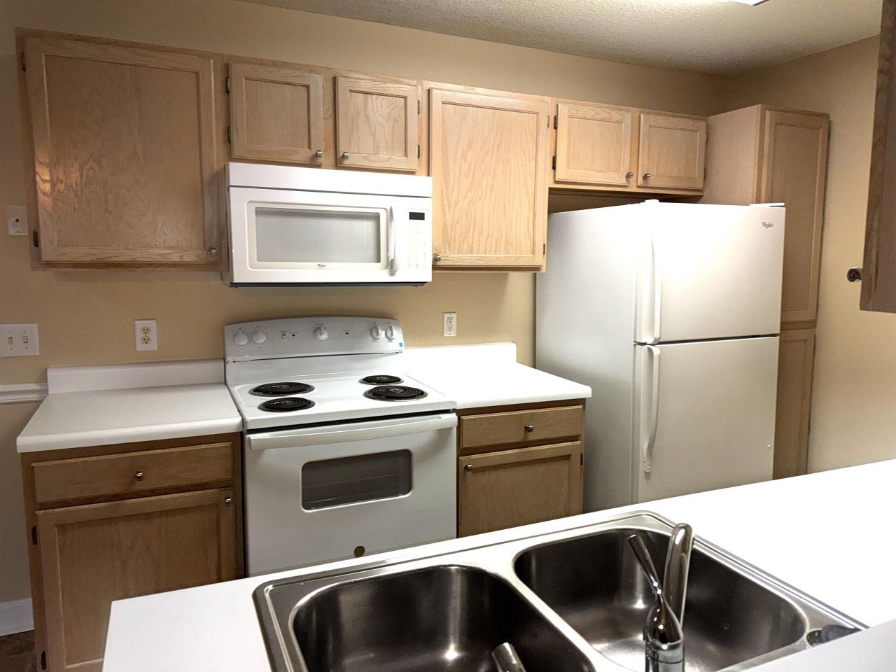 4375 Crepe Myrtle Ct. Photo 6