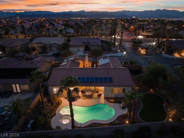 7876 Galloping Hills Street , Las Vegas, NV 89113