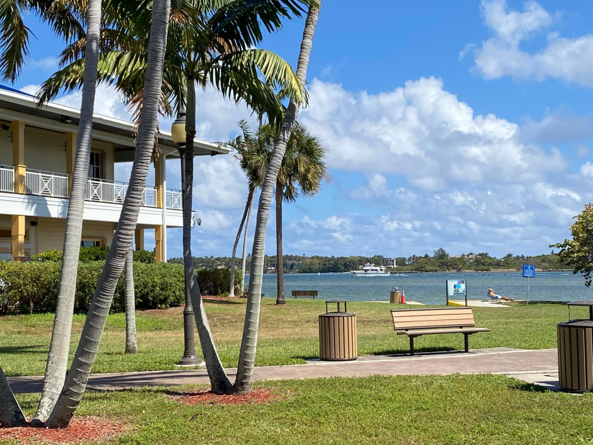 2191 NE 1st Court, Unit 202, Boynton Beach, FL 33435 Photo