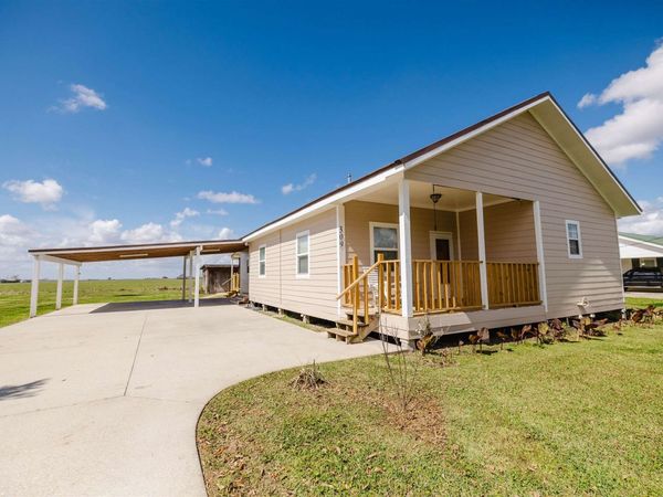 309 Greenwood Plantation Rd, Thibodaux, LA 70301