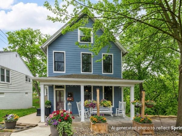 71 Lois Street, Dubuque, IA 52001