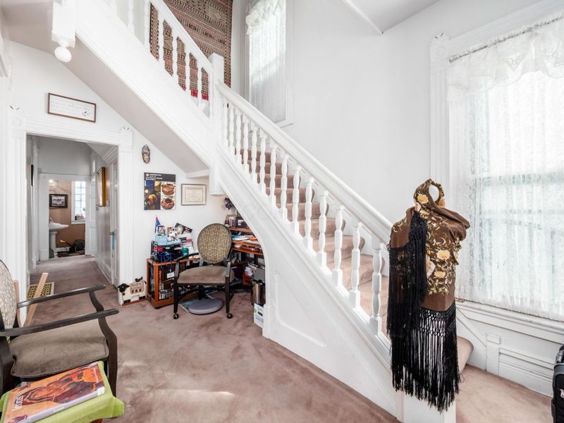 230 N 17th Street, Columbus, OH 43203 Photo 2