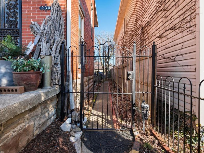 230 N 17th Street, Columbus, OH 43203 Photo 35