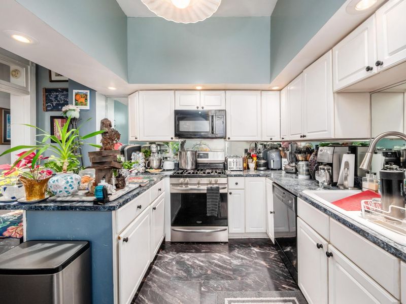 230 N 17th Street, Columbus, OH 43203 Photo 9