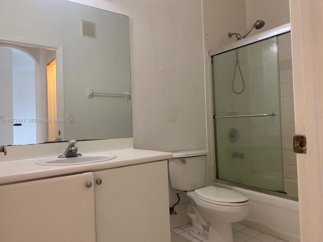 17630 NW 73rd Ave, Unit 102-4, Hialeah, FL 33015 Photo
