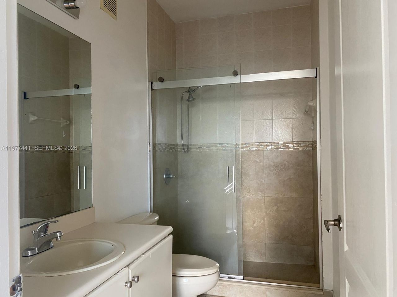 17630 NW 73rd Ave, Unit 102-4, Hialeah, FL 33015 Photo