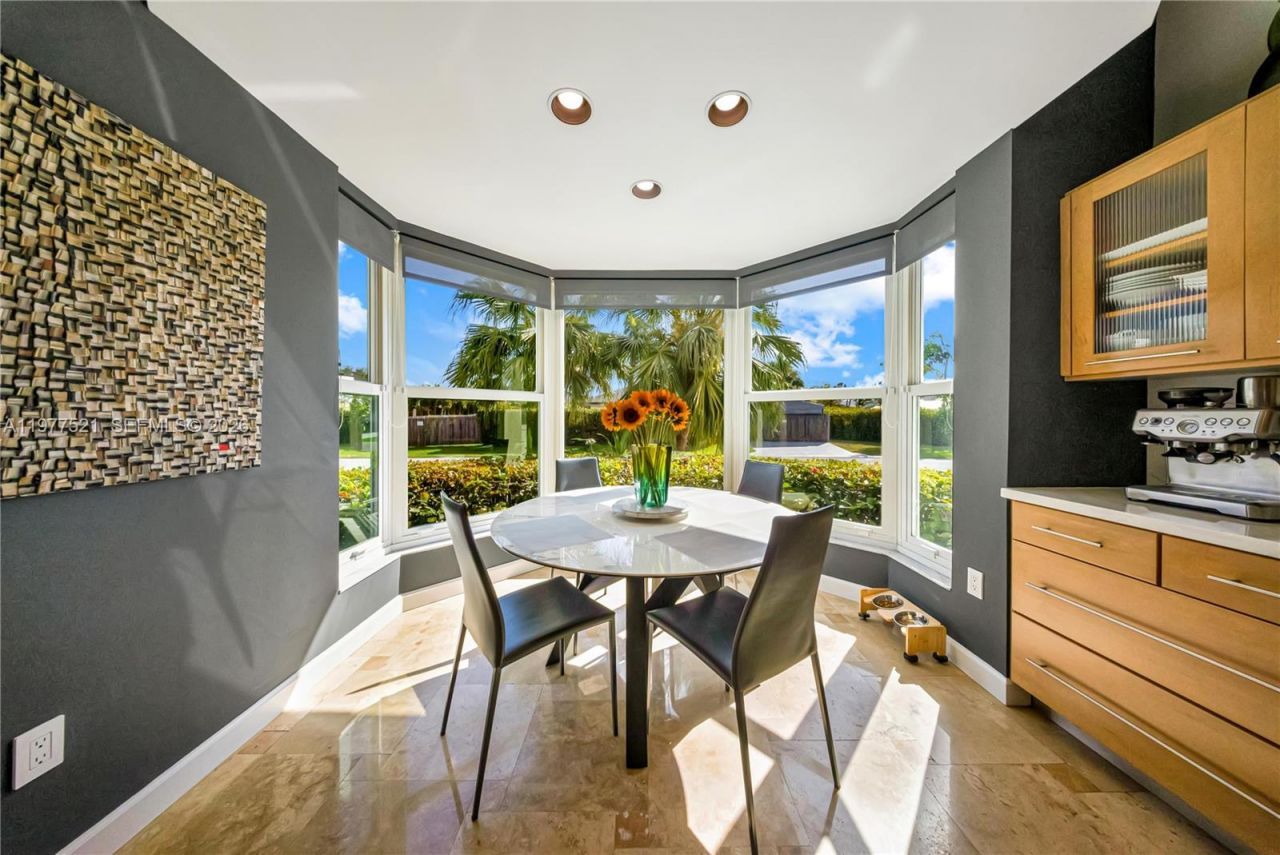 10101 SW 145th St, Miami, FL 33176 Photo