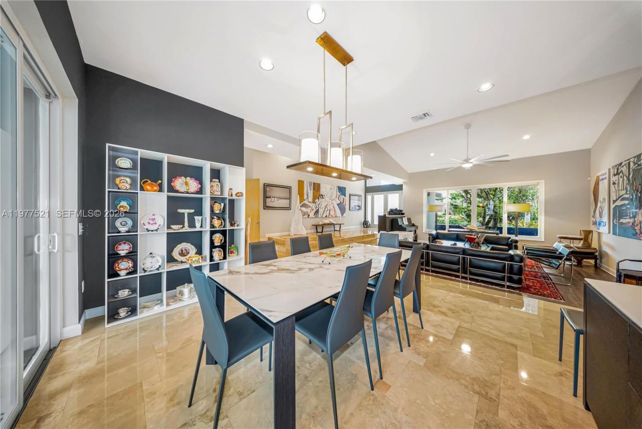 10101 SW 145th St, Miami, FL 33176 Photo