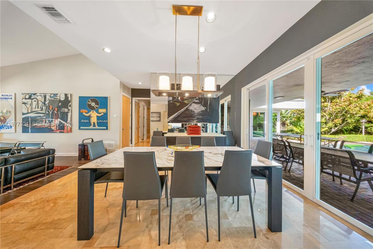 10101 SW 145th St, Miami, FL 33176 Photo