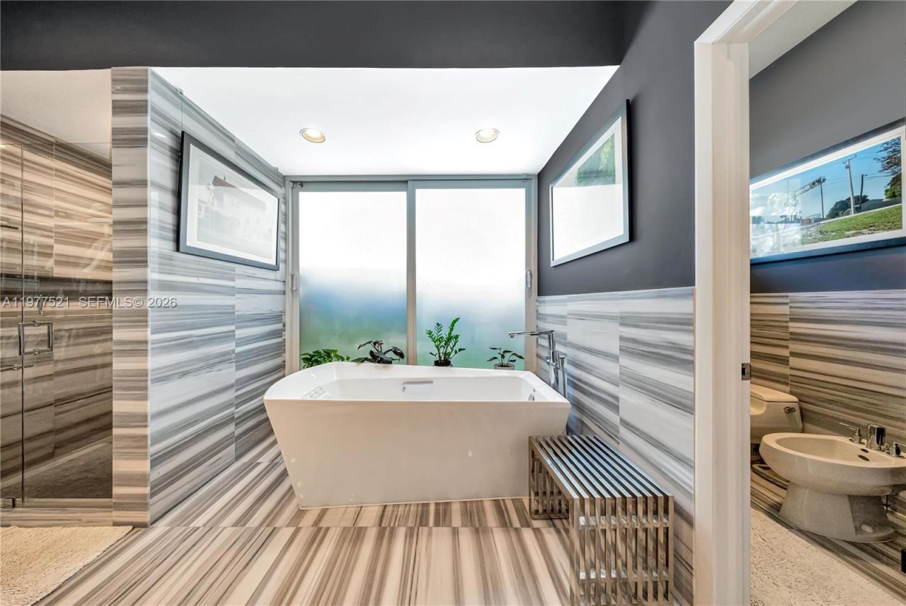 10101 SW 145th St, Miami, FL 33176 Photo