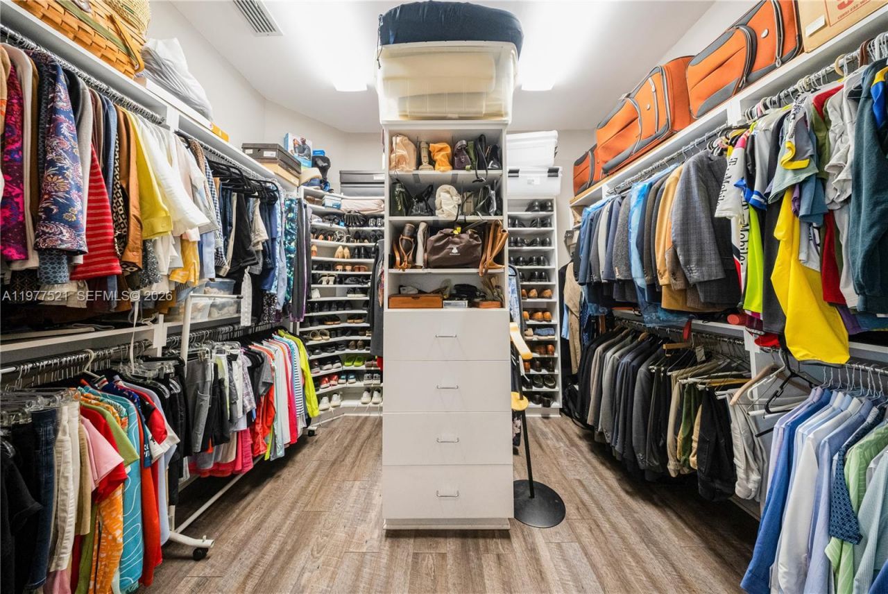 10101 SW 145th St, Miami, FL 33176 Photo