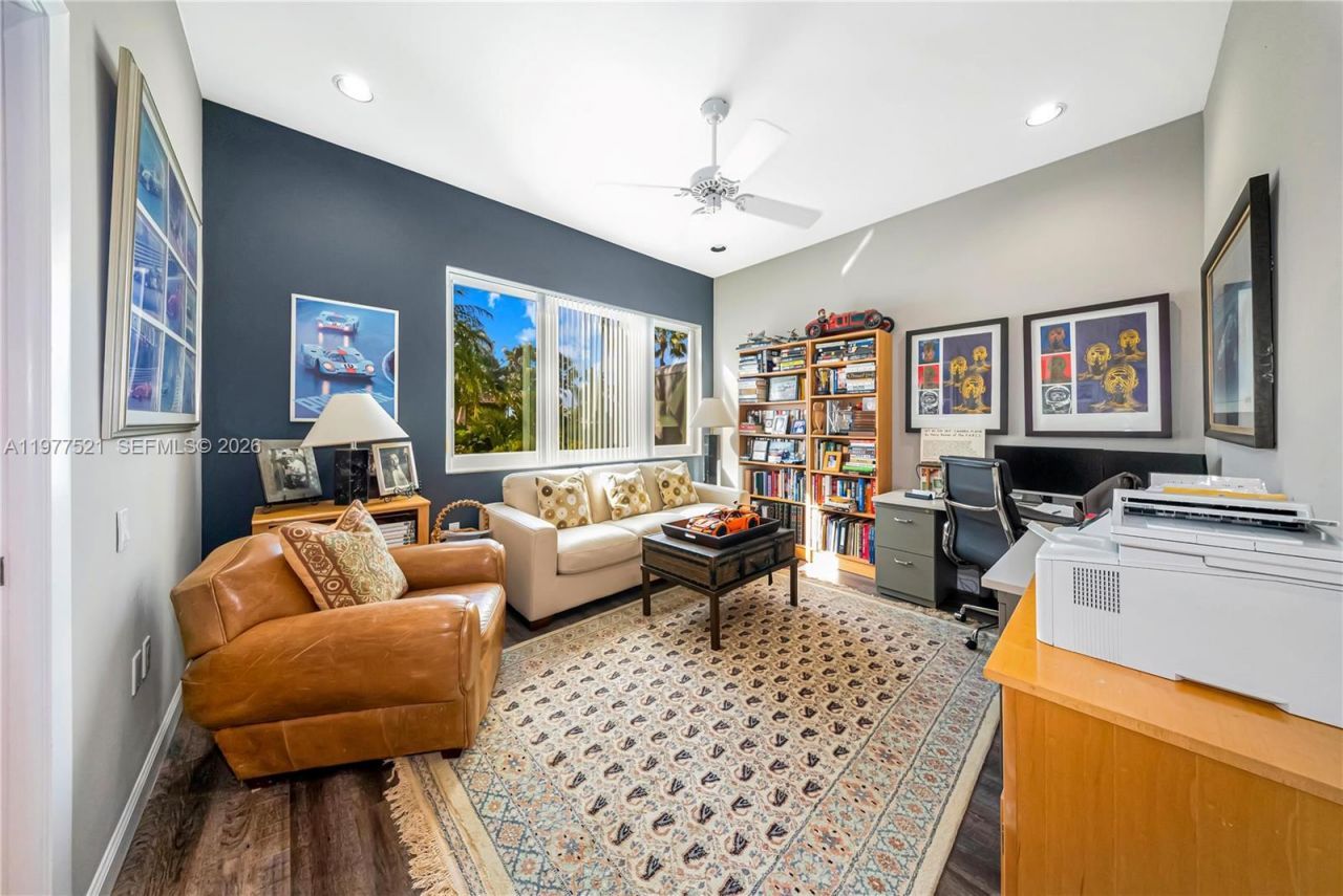 10101 SW 145th St, Miami, FL 33176 Photo