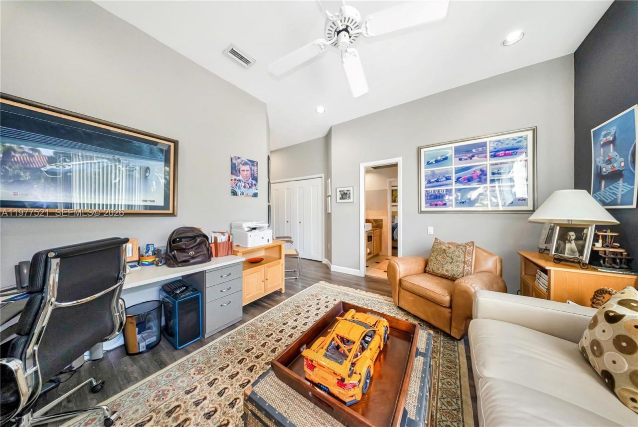 10101 SW 145th St, Miami, FL 33176 Photo