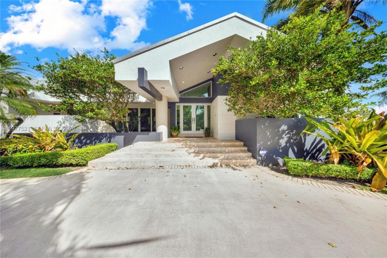 10101 SW 145th St, Miami, FL 33176 Photo