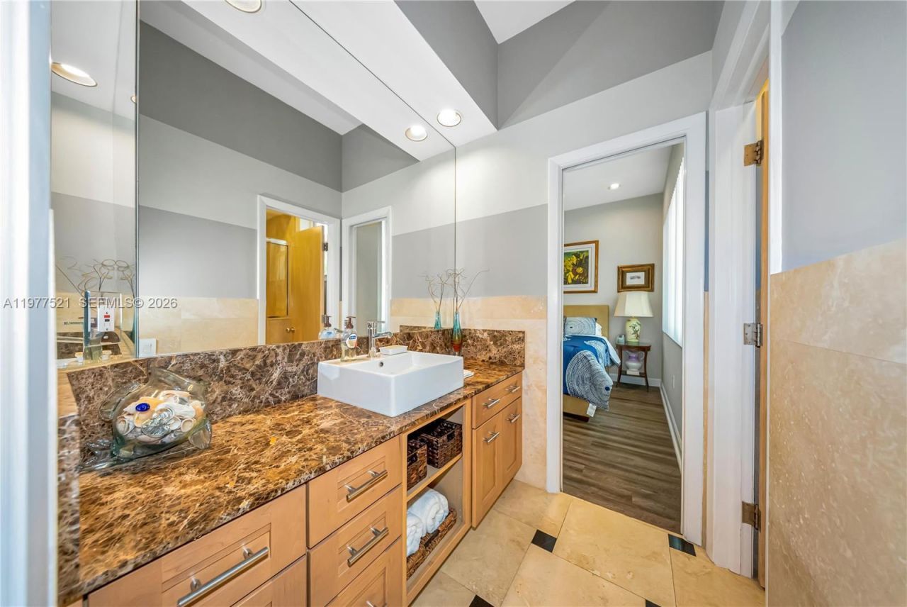 10101 SW 145th St, Miami, FL 33176 Photo