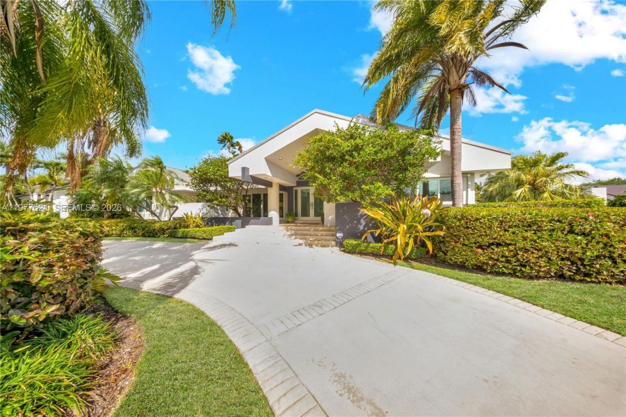 10101 SW 145th St, Miami, FL 33176 Photo