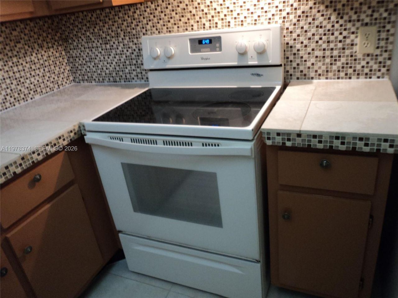 1301 NE 7th St, Unit 511, Hallandale Beach, FL 33009 Photo