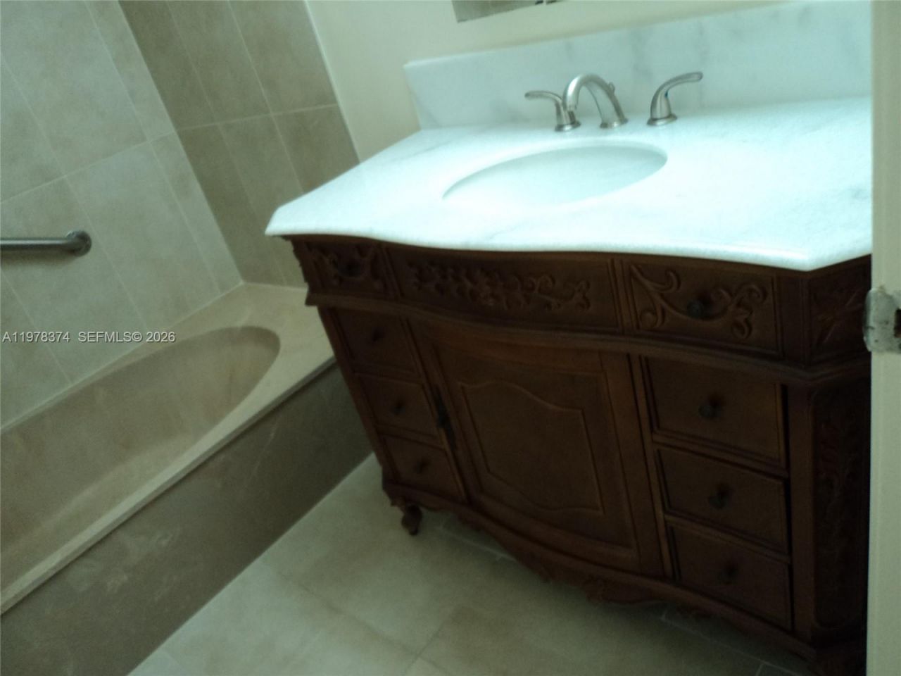 1301 NE 7th St, Unit 511, Hallandale Beach, FL 33009 Photo