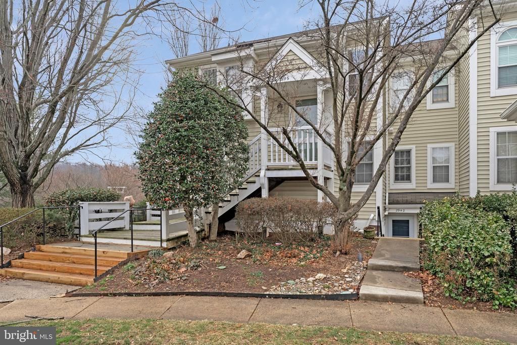 2942 Yarling Court, Unit 2942, Falls Church, VA 22042 Main Photo