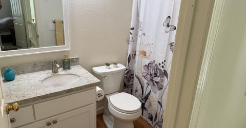 7 Naples, Sacramento, CA 95831 Photo